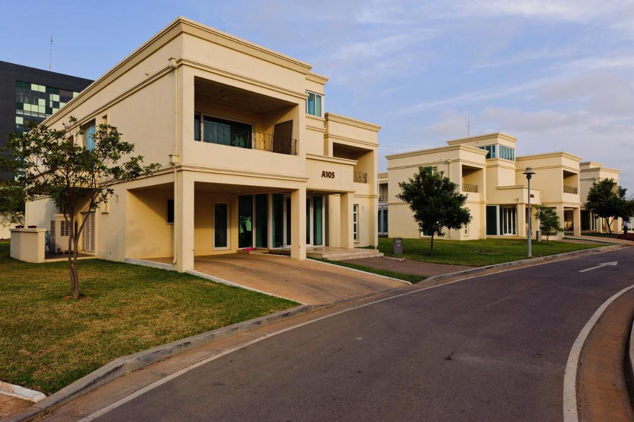 Hotel De Convencoes De Talatona Hcta Luanda Luaran gambar