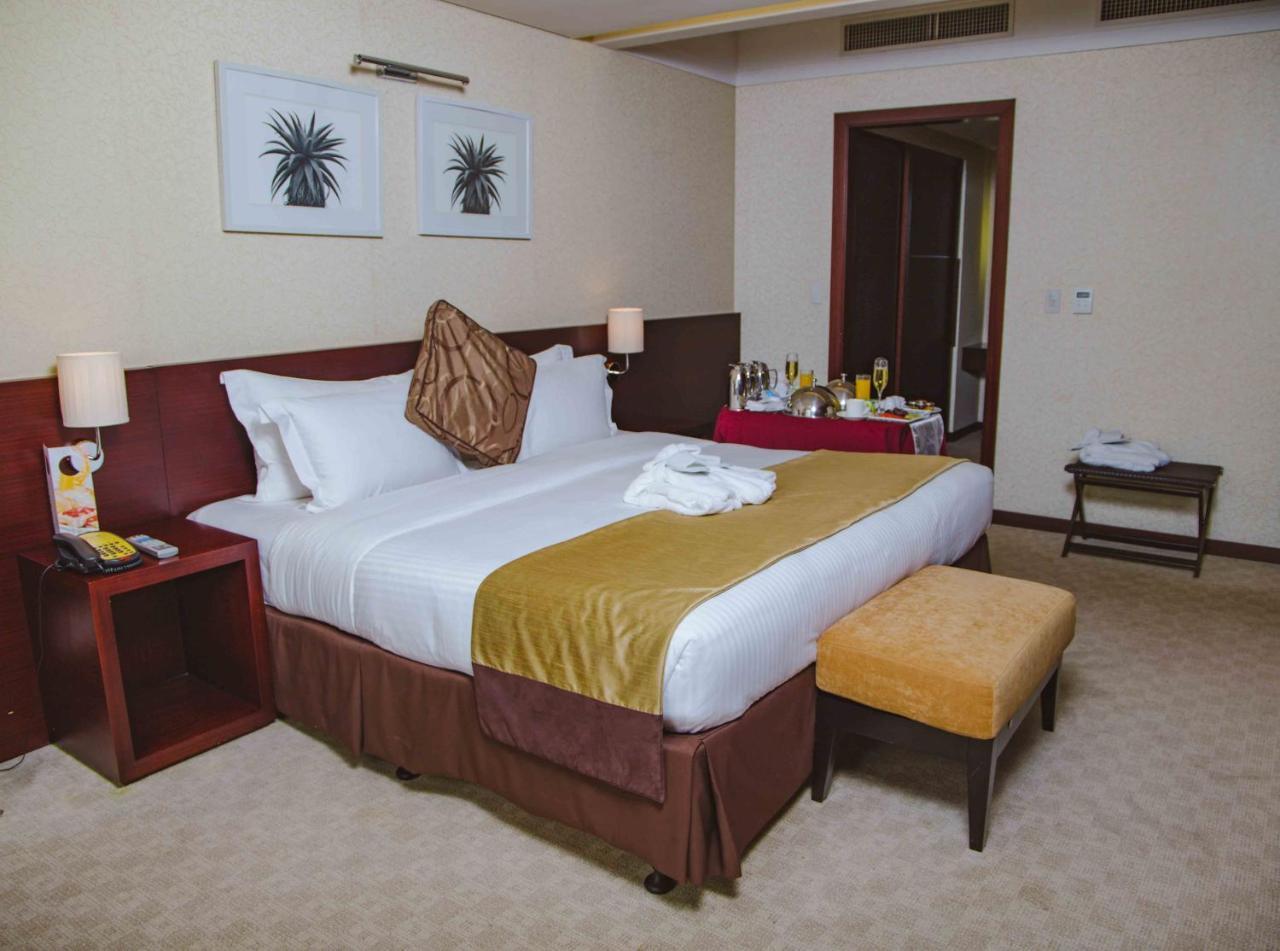 Hotel De Convencoes De Talatona Hcta Luanda Luaran gambar